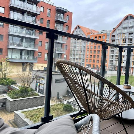 Island Modern Box Apartment Gdansk Exterior photo